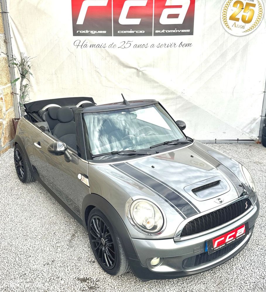 MINI Cabrio Cooper S - 21