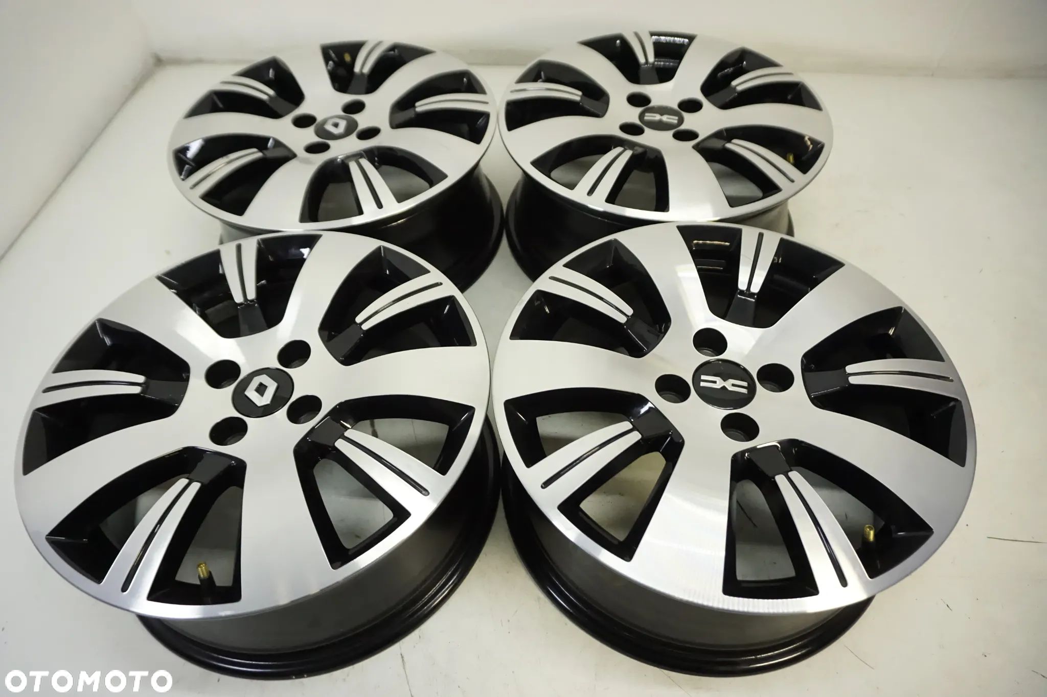 Felgi Aluminiowe 16 Renault Captur Zoe Clio Dacia Logan Dokker Sandero Jogger Sandero Stepway  ORYGINAŁ - 1