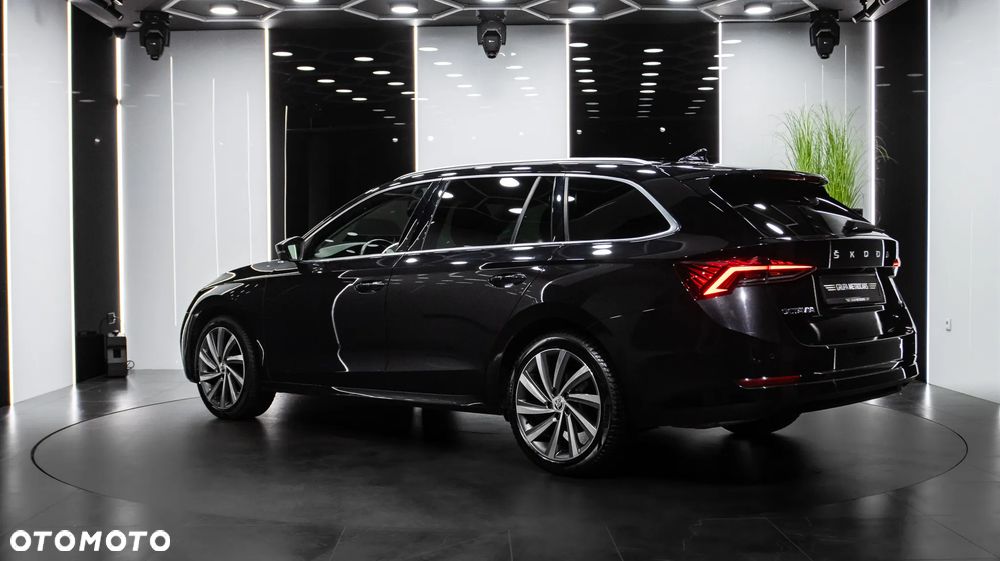 Skoda Octavia 2.0 TDI 4x4 Style DSG - 5