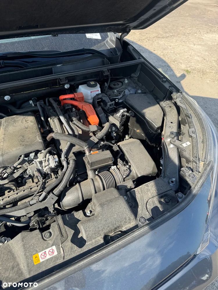Suzuki Across PLUG-IN HYBRID - 15
