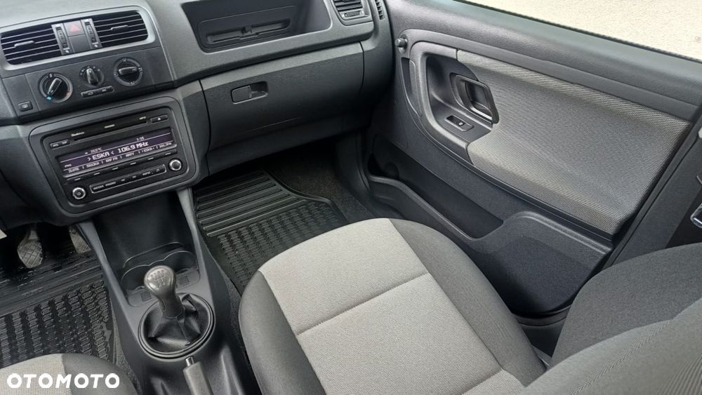 Skoda Fabia - 12