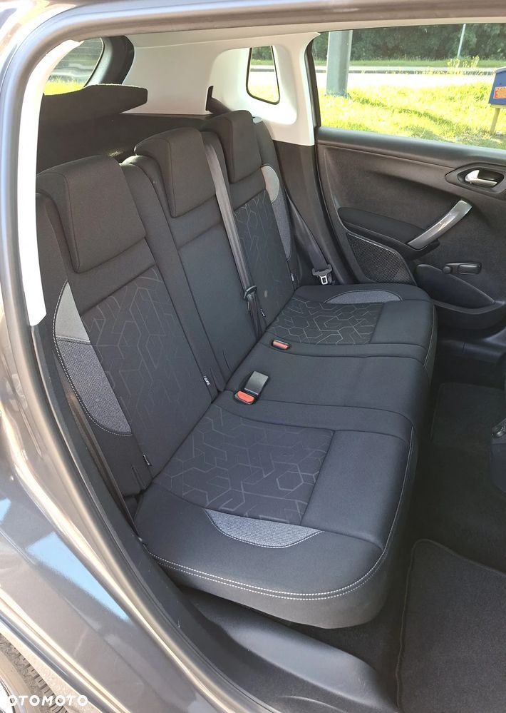 Peugeot 2008 1.6 BlueHDi Style - 14