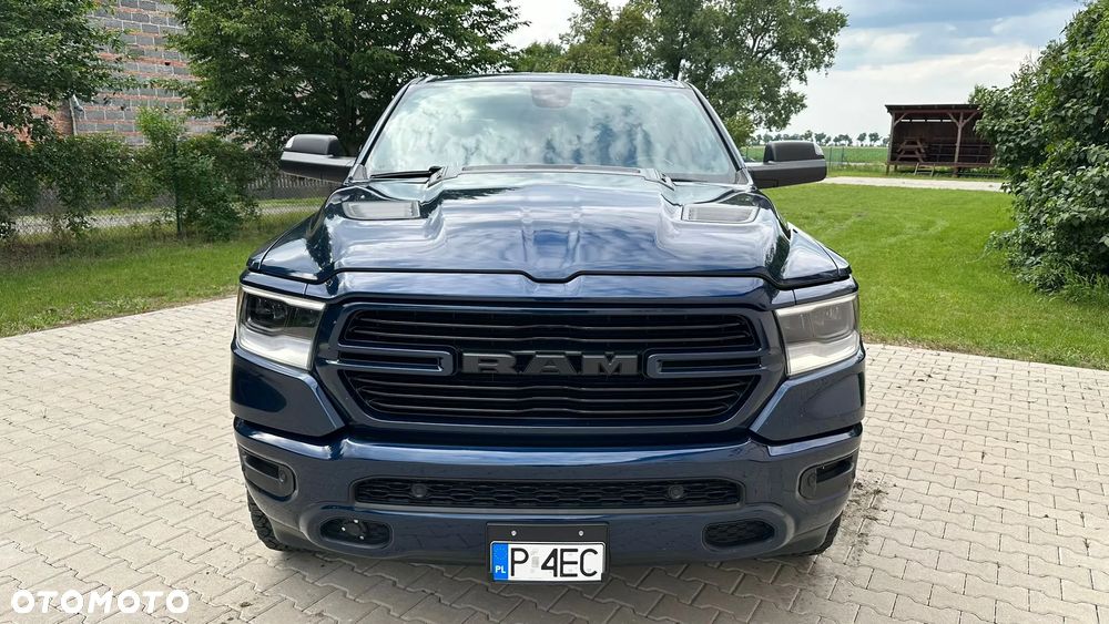 RAM 1500 Crew Cab Sport - 8