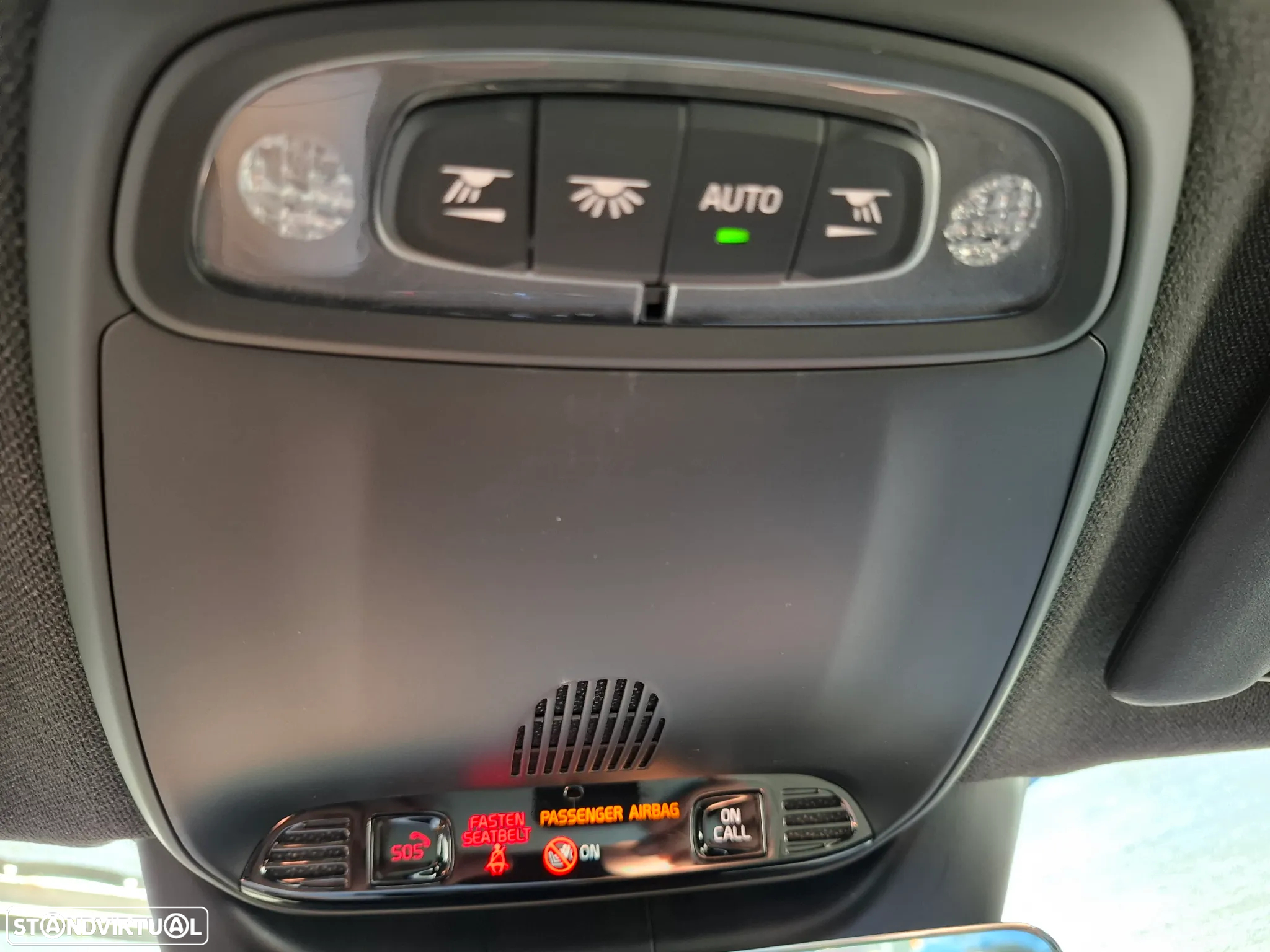 Volvo XC 40 1.5 T2 Plus Dark Auto - 29