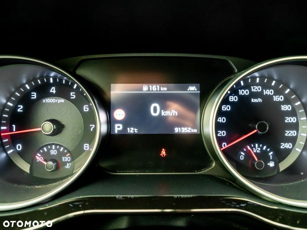 Kia XCeed 1.6 T-GDI L Business Line DCT - 14