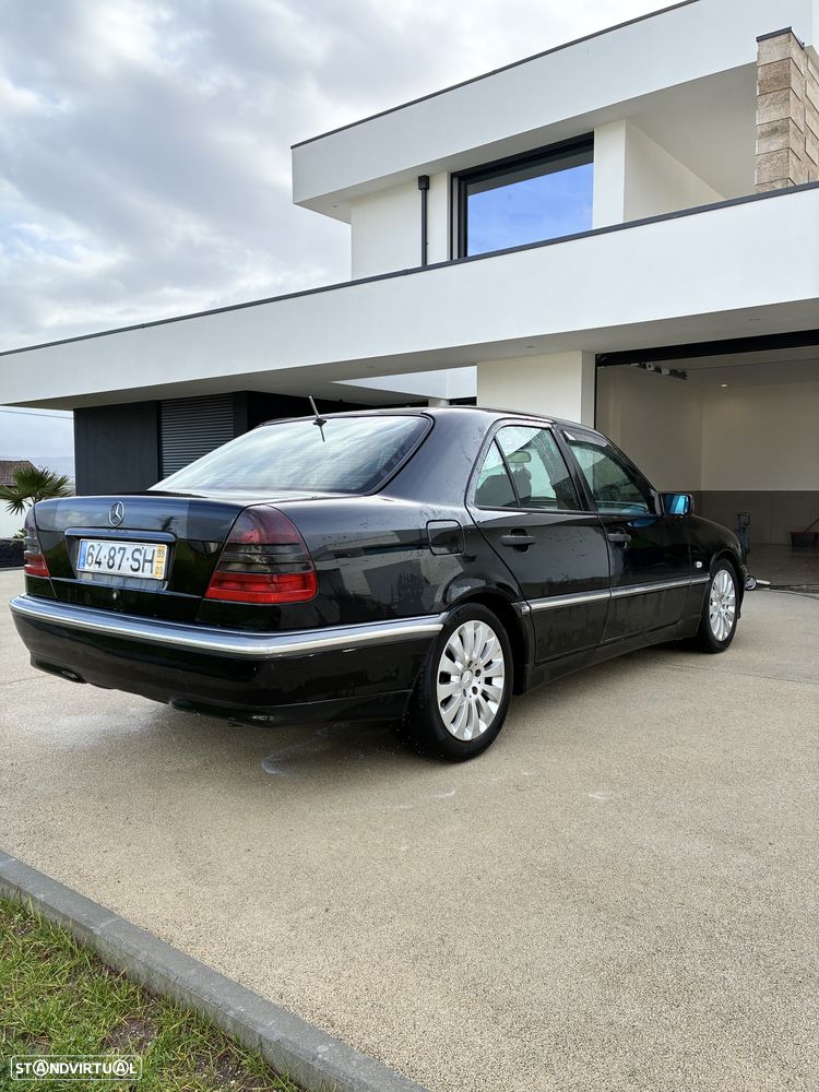 Mercedes-Benz C 220 - 3