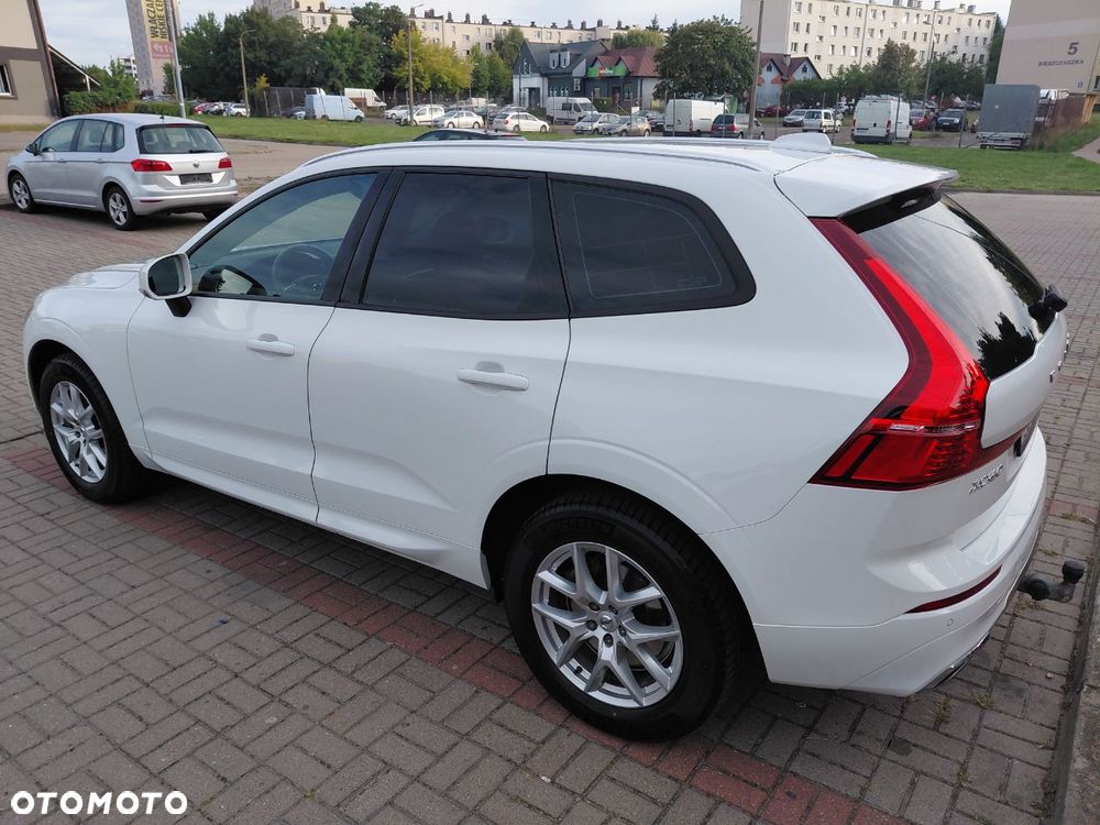 Volvo XC 60 B4 B Momentum - 7