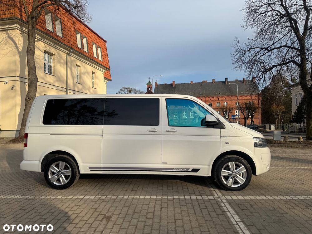 Volkswagen Caravelle - 13