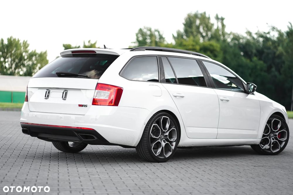 Skoda Octavia 2.0 TDI RS - 8