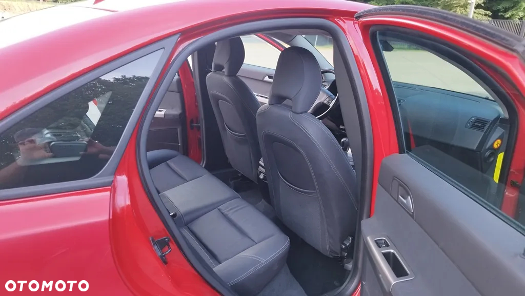 Volvo S40 T5 Summum - 18