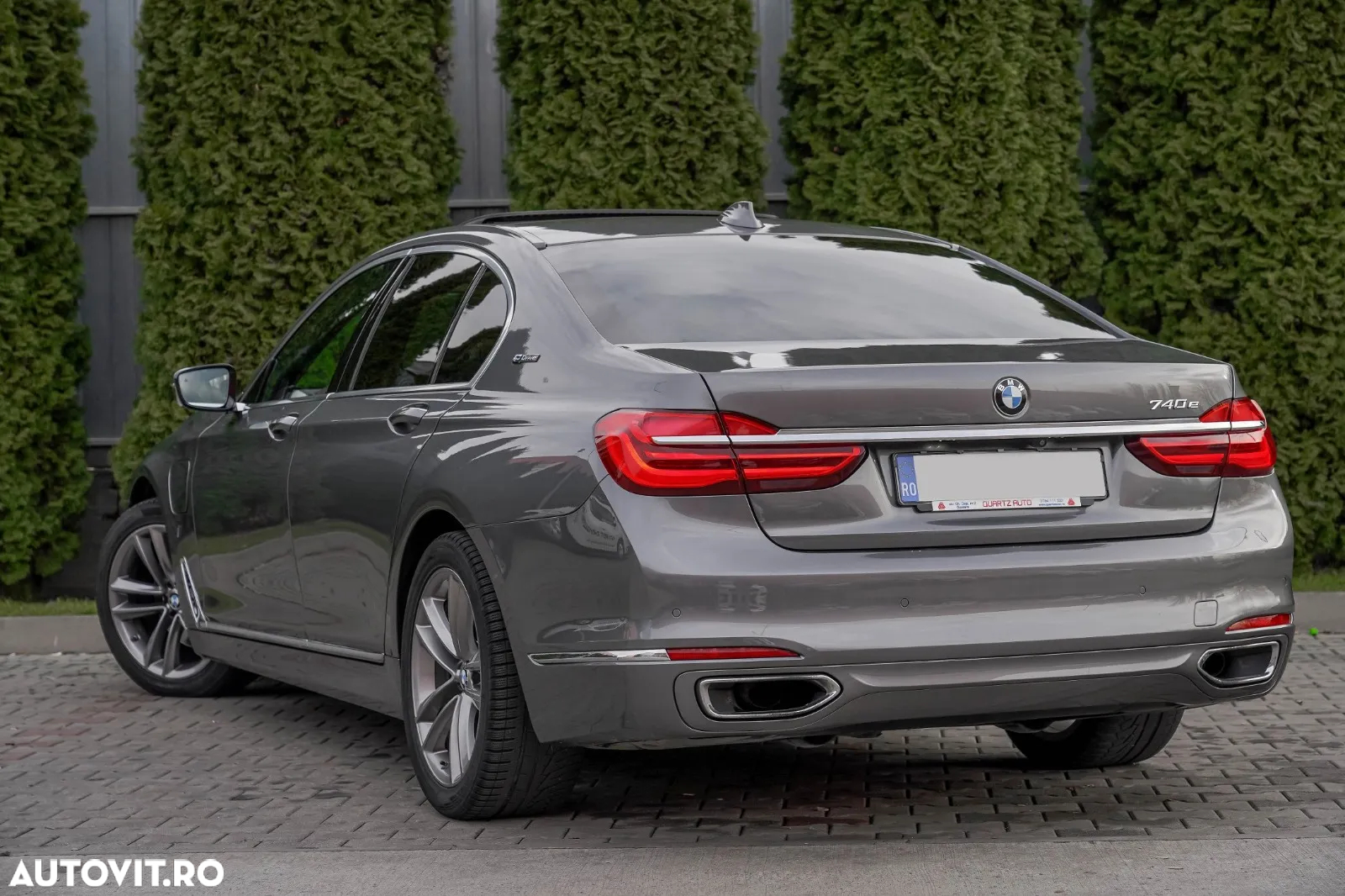 BMW Seria 7 - 8