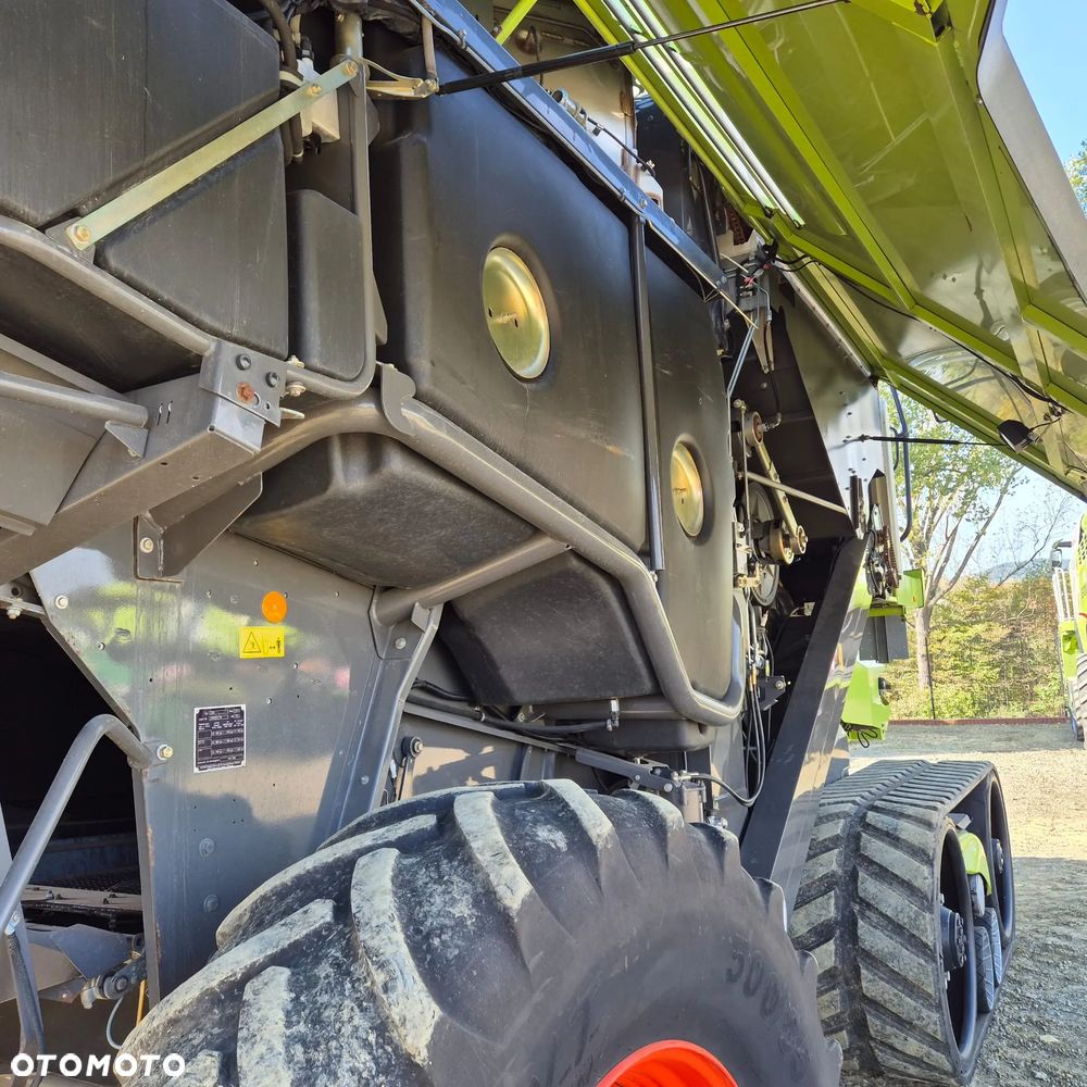 Claas Lexion 770TT z hederem - 23