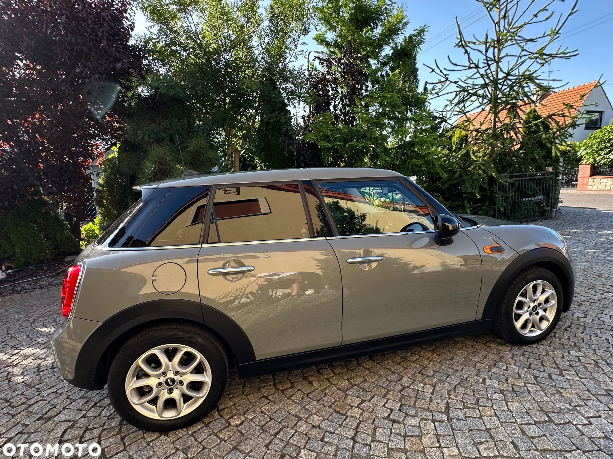 MINI Cooper Standard - 5