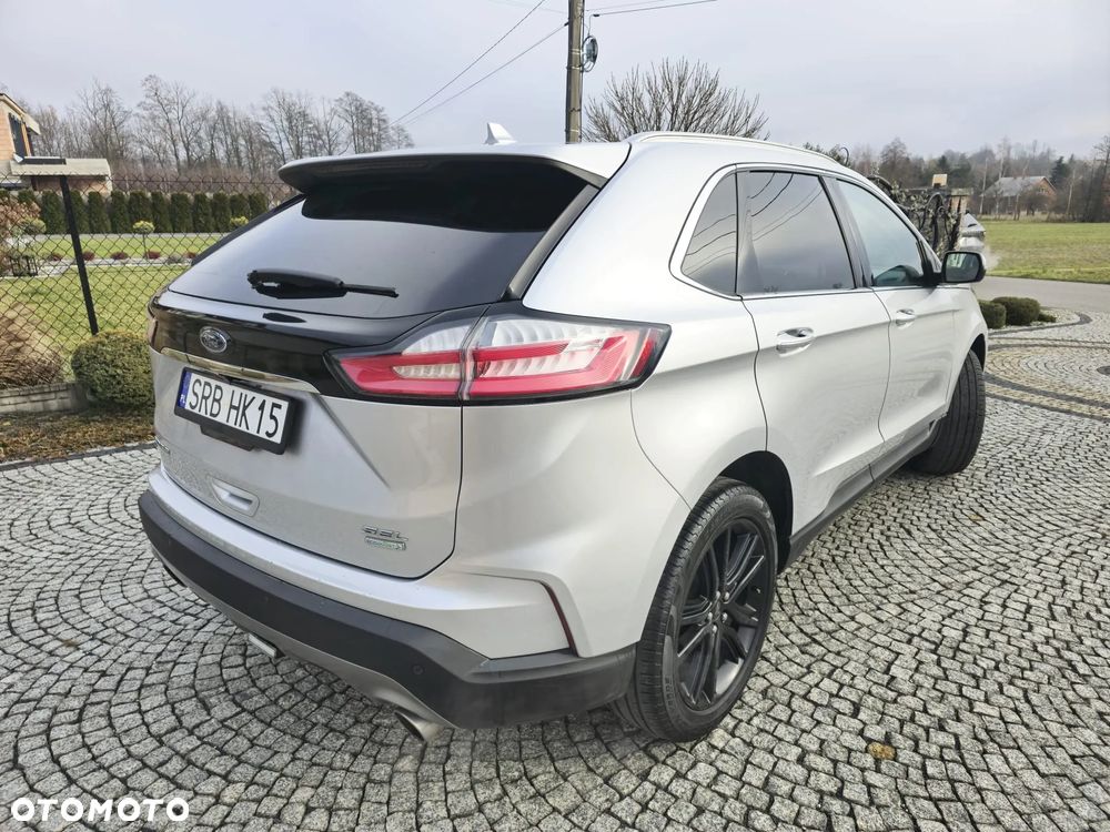Ford Edge - 18