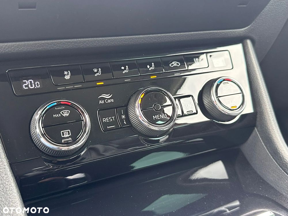 Skoda Superb 2.0 TDI SCR 4x4 L&K DSG - 26