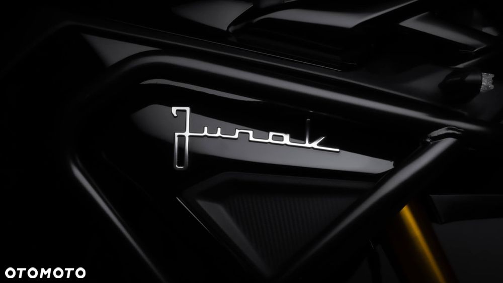 Junak Inny - 8
