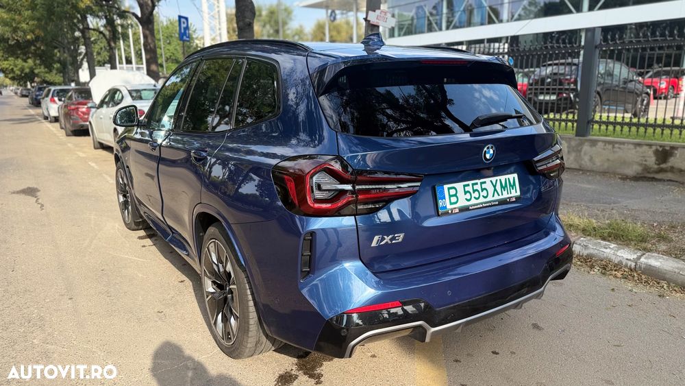 BMW iX3 Standard - 4