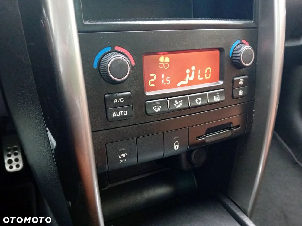 Peugeot 207 1.6 THP Allure - 12