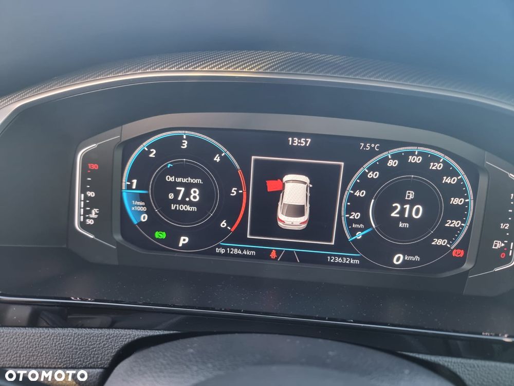 Volkswagen Arteon 2.0 TDI SCR DSG R-Line - 13