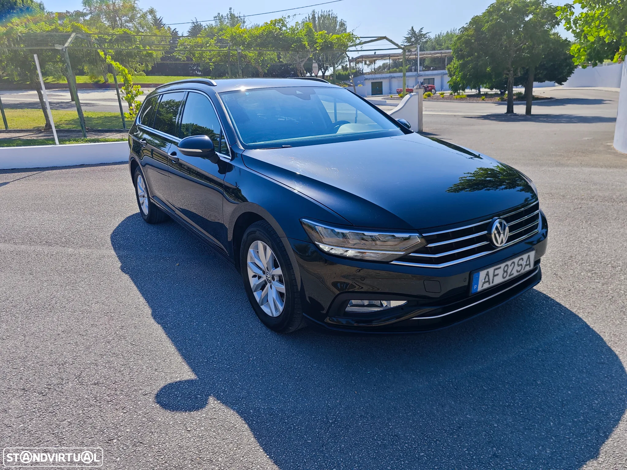 VW Passat Variant 2.0 TDi Business DSG - 4