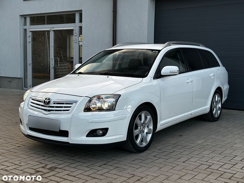 Toyota Avensis 2.0 VVT-i Prestige Premium - 1