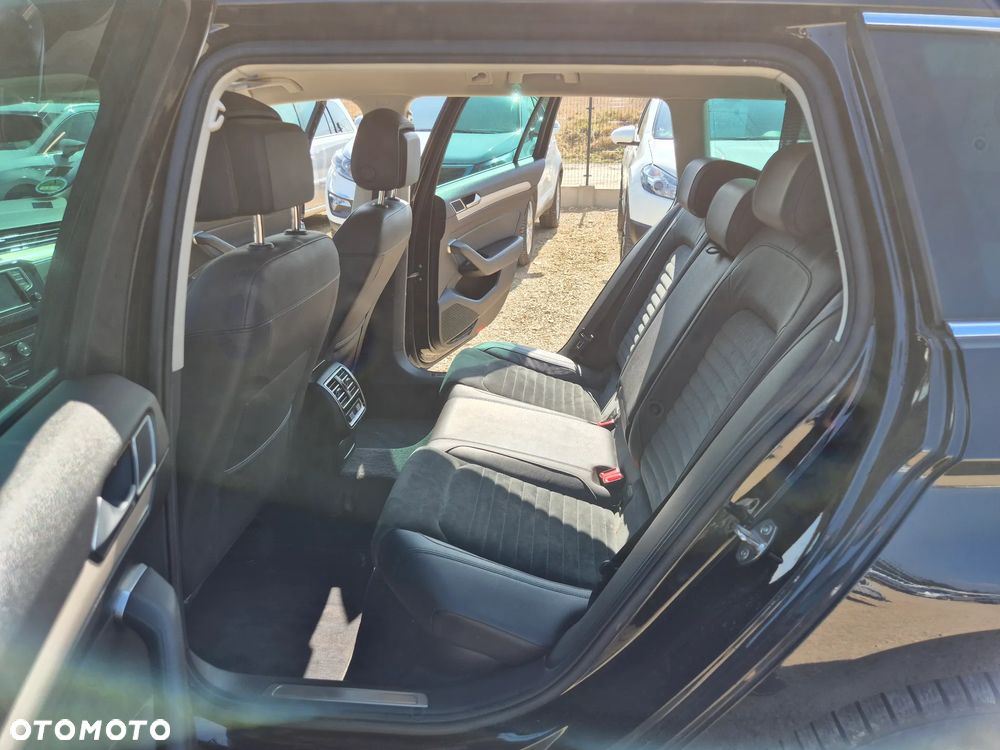 Volkswagen Passat Variant 2.0 TDI SCR DSG (BlueM Tech) Comfortline - 6