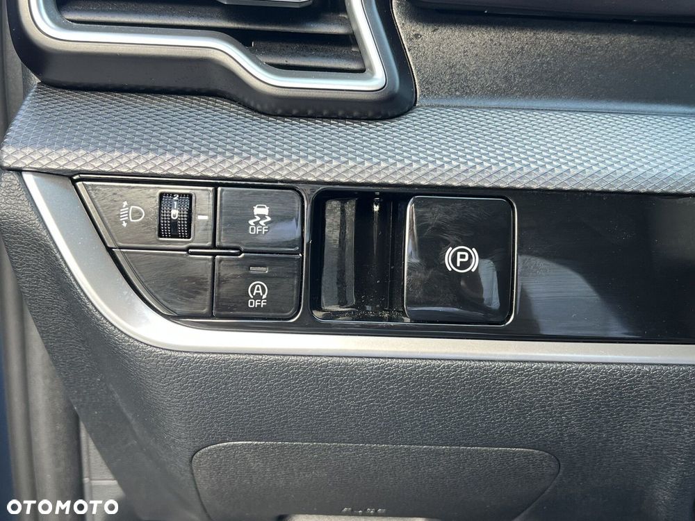 Kia Sportage - 16