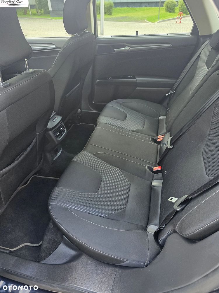 Ford Mondeo SW 2.0 Hybrid Executive Plus - 13