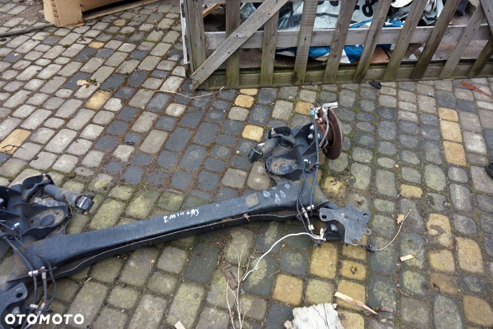 TYLNA OŚ BELKA ZAWIESZENIA MEGANE III PH1  RENAULT 2008-2010 - 2