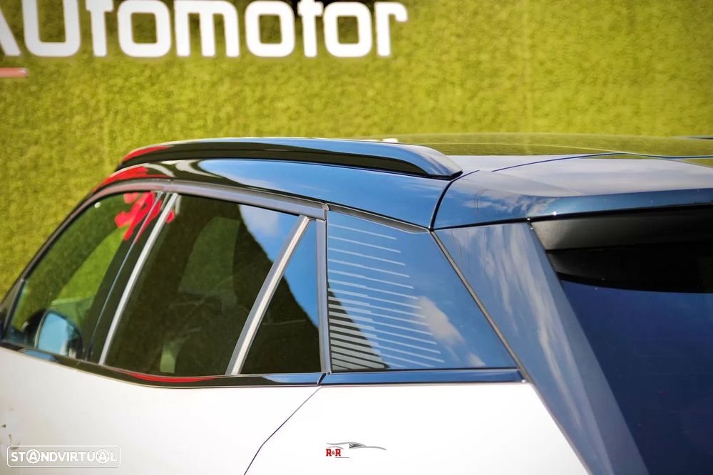 Peugeot e-2008 50 kWh GT - 10
