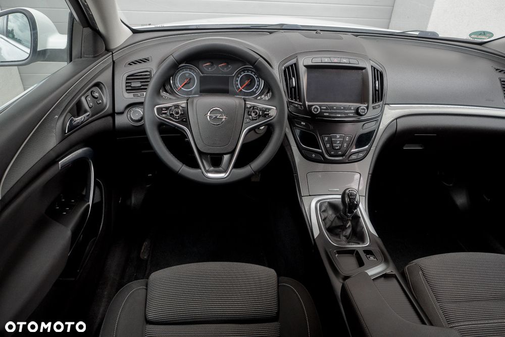 Opel Insignia 1.4 T Cosmo S&S - 33