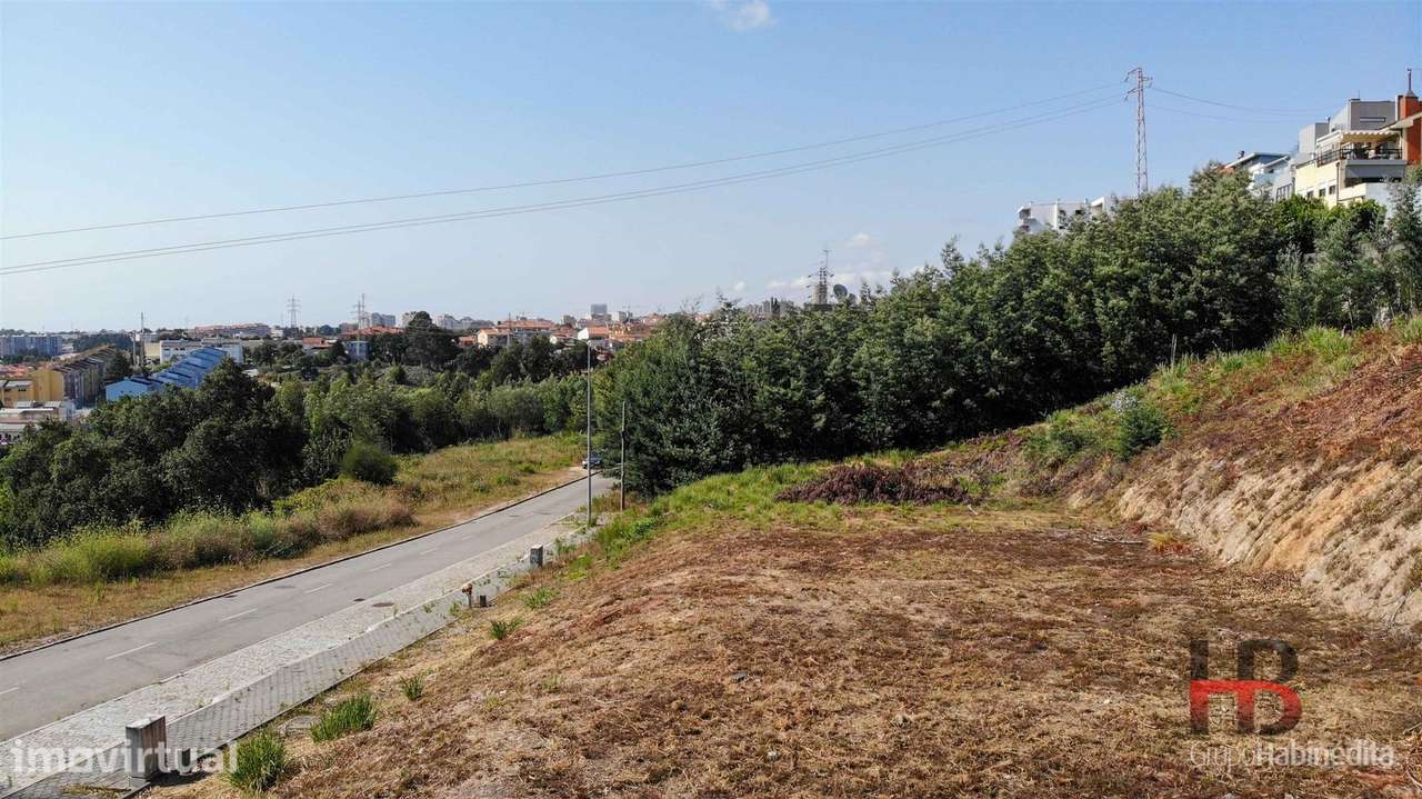 Lote de Terreno  Venda em Mafamude e Vilar do Paraíso,Vila Nova de Gai - Grande imagem: 3/22