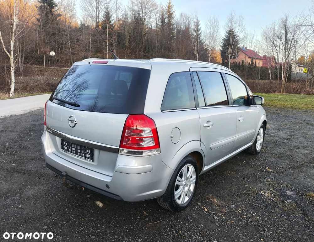 Opel Zafira 1.8 Selection 110 Jahre - 11