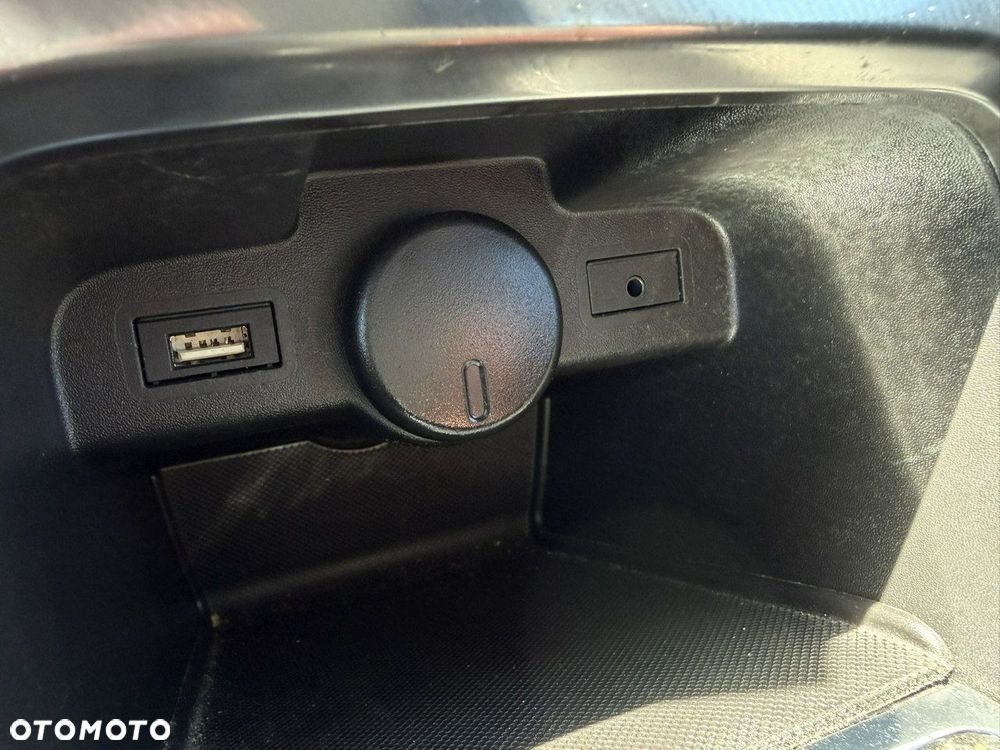 Opel Astra 1.4 Turbo Innovation - 24