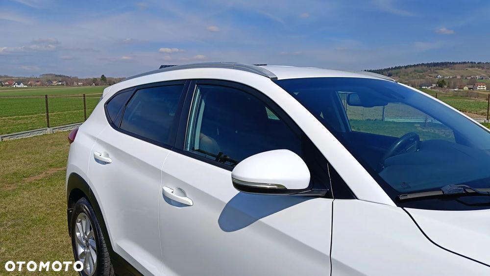 Hyundai Tucson 1.7 CRDI BlueDrive Style 2WD - 13