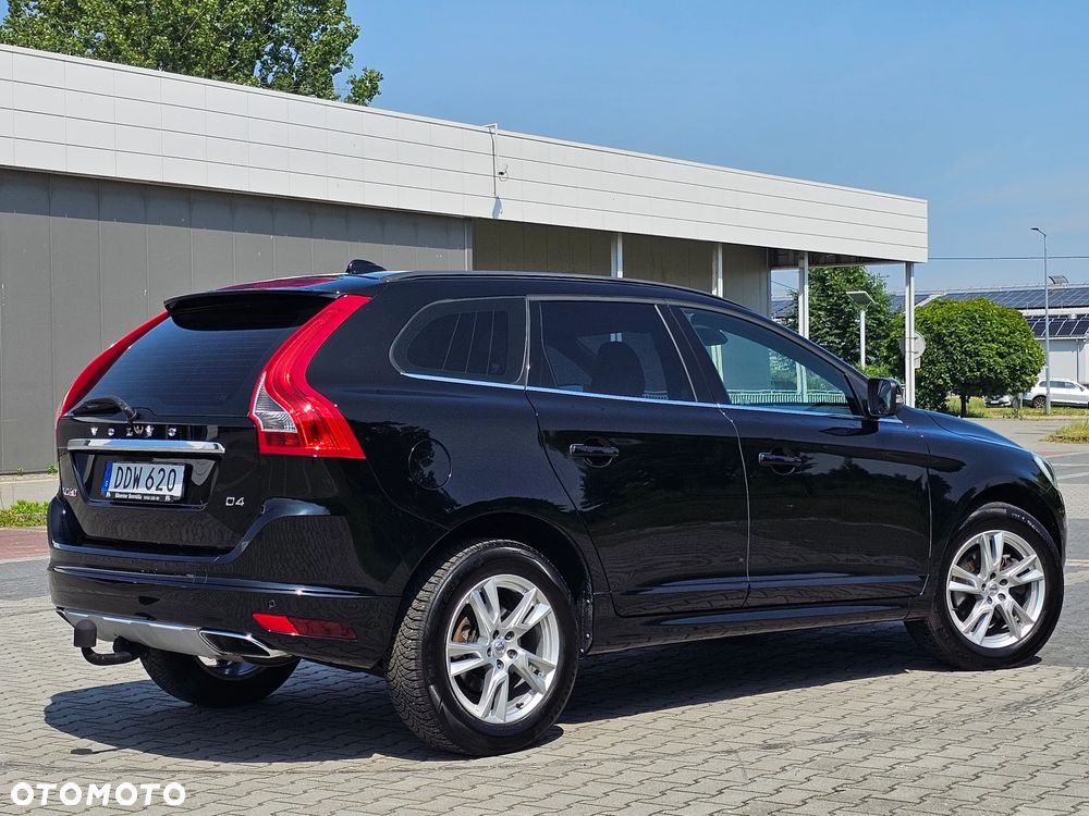 Volvo XC 60 D4 Momentum - 10
