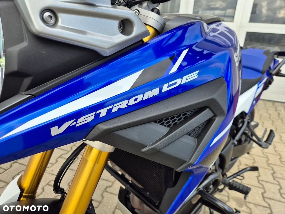 Suzuki V-STROM - 8