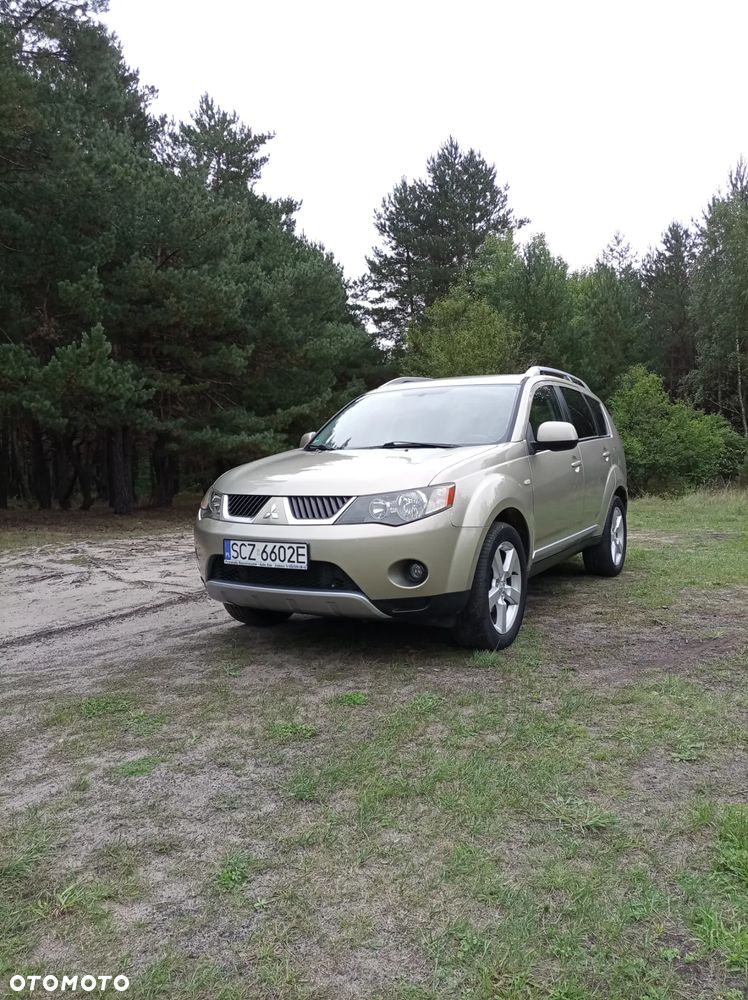 Mitsubishi Outlander 2.0 DI-D 4WD Intense - 11