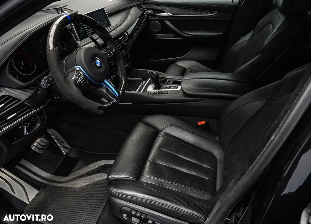 BMW X6 xDrive50i - 12