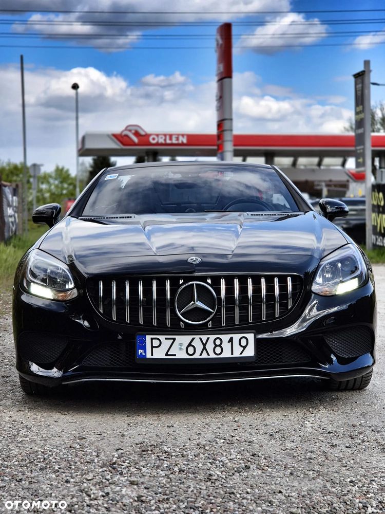 Mercedes-Benz SLC 300 9G-TRONIC - 4