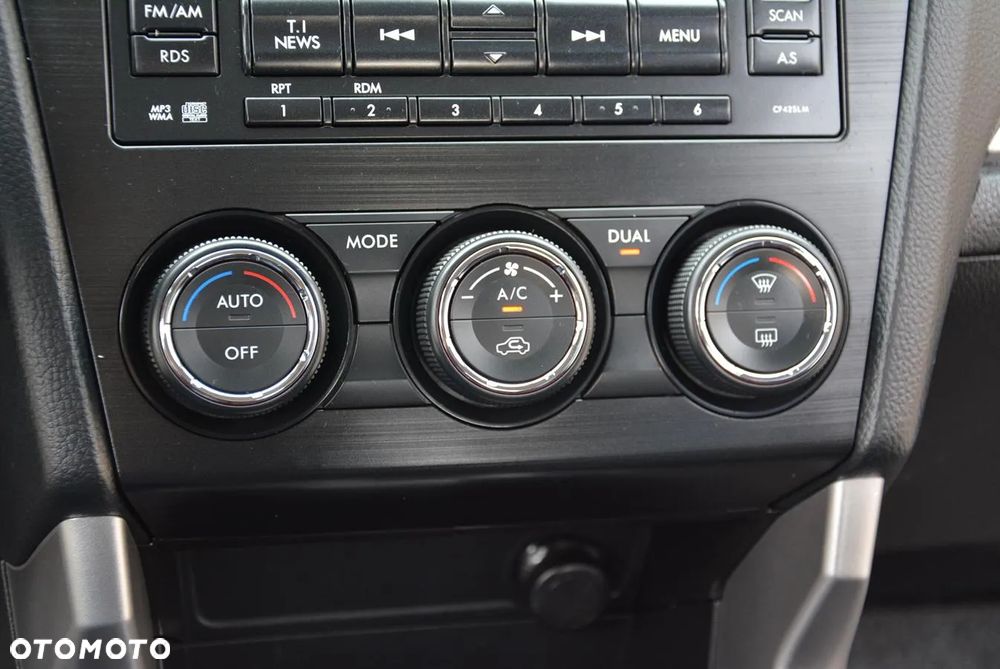 Subaru Forester 2.0i Comfort Lineartronic EU6 - 27