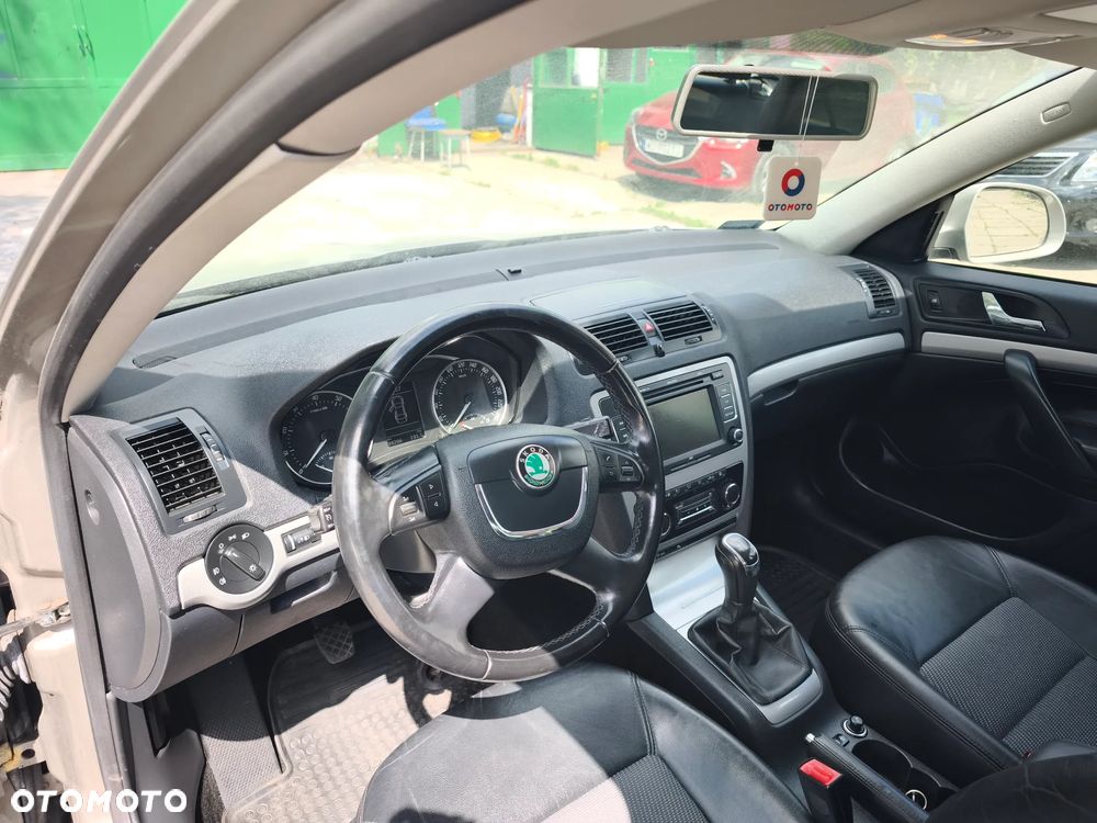 Skoda Octavia 1.8 TSI Elegance - 8