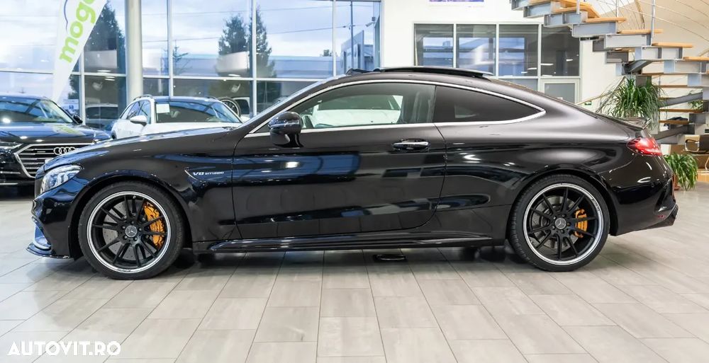 Mercedes-Benz C 63 AMG - 5