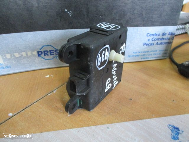 Motor Da Comporta De Sofagem 52410555 RENAULT LAGUNA 3 2008 2.0DCI 130CV 5P  CINZA RENAULT LAGUNA 3 2009 1.5DCI 110CV 5P PRETO - 2