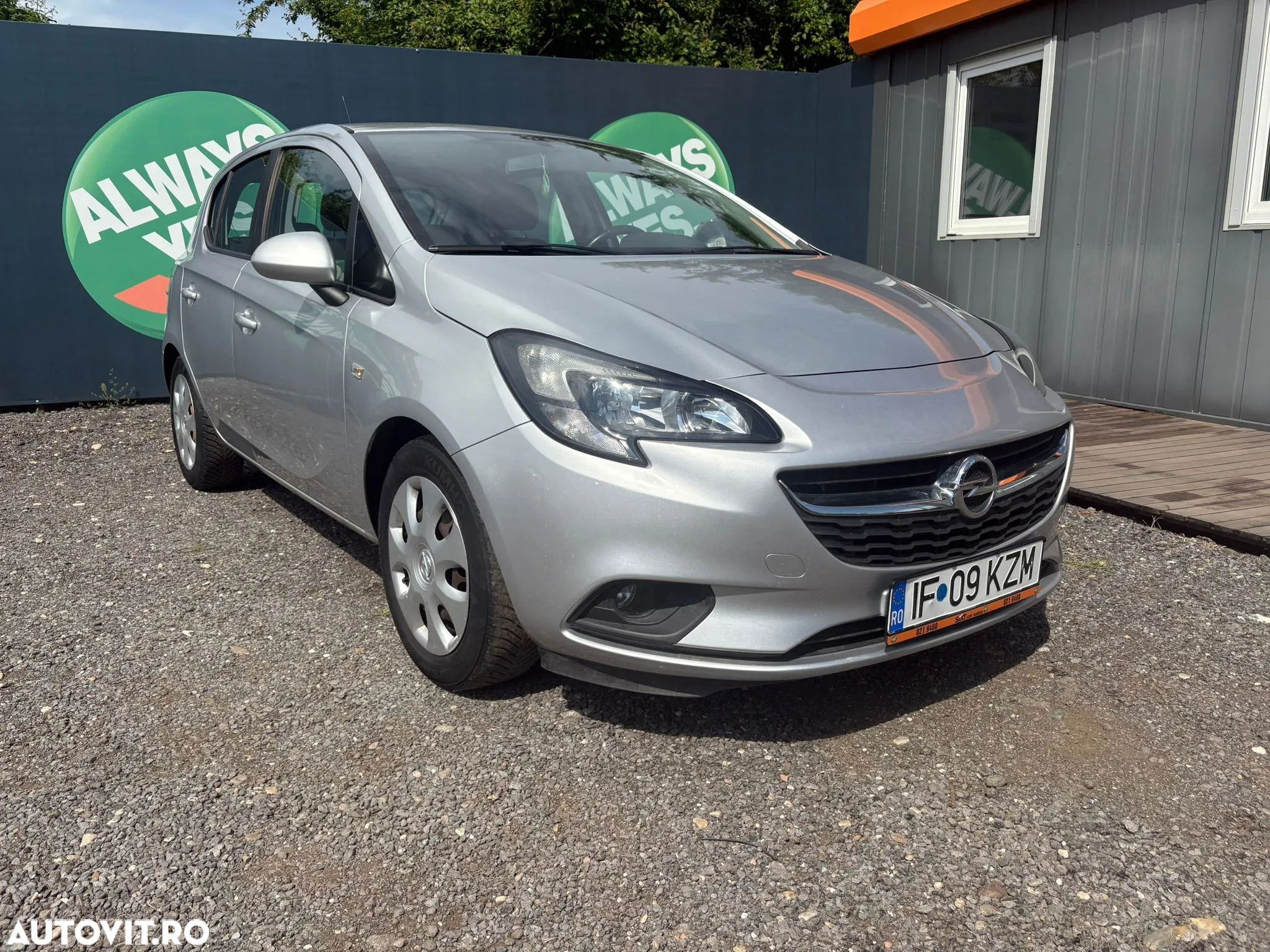 Opel Corsa 1.2 TWINPORT ECOTEC Enjoy - 2