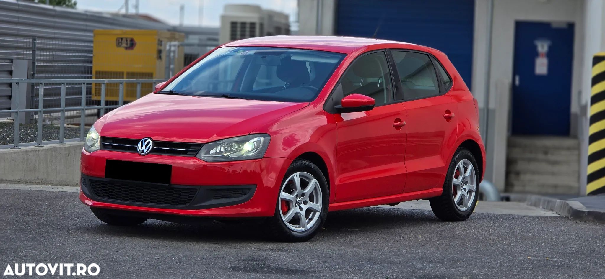 Volkswagen Polo - 1