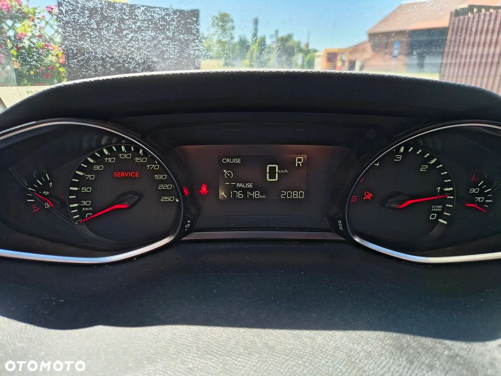 Peugeot 308 - 22