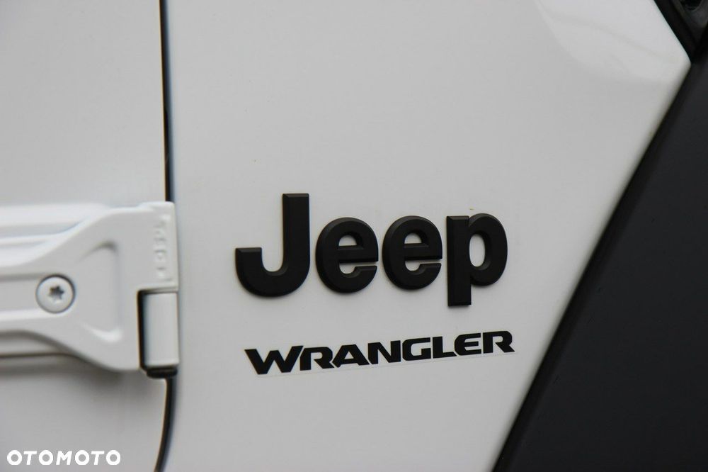 Jeep Wrangler - 18