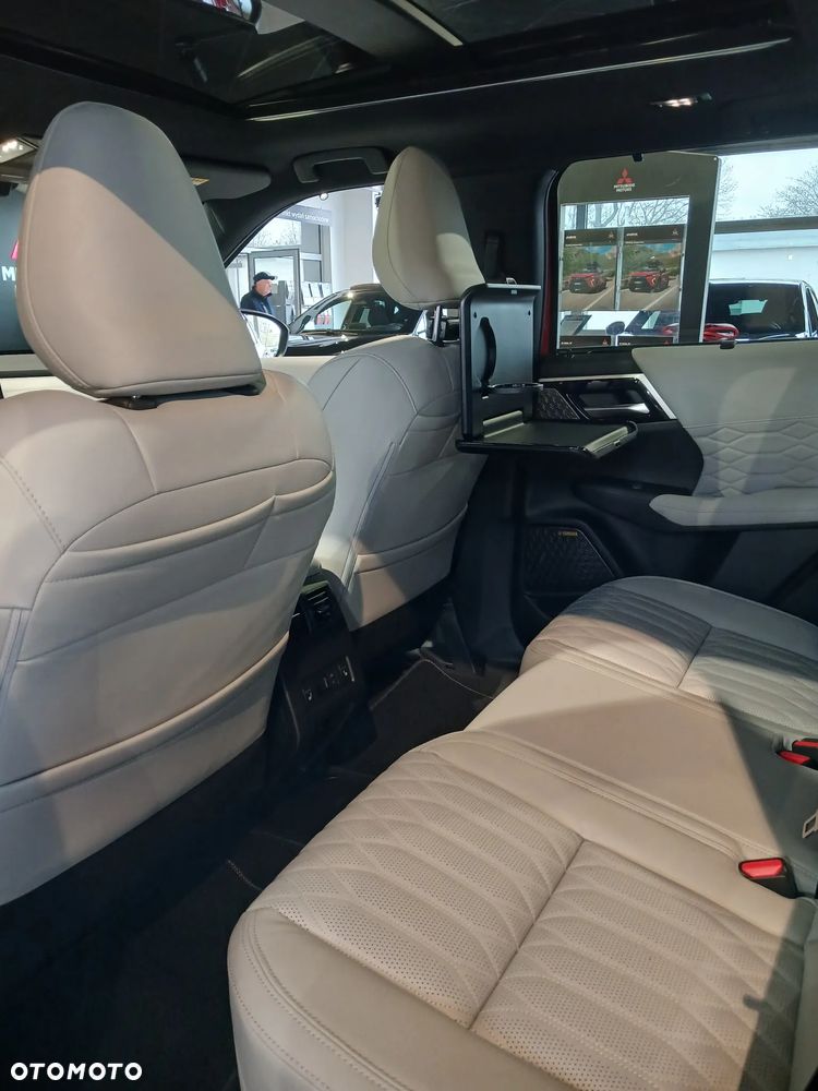 Mitsubishi Outlander Instyle - 10