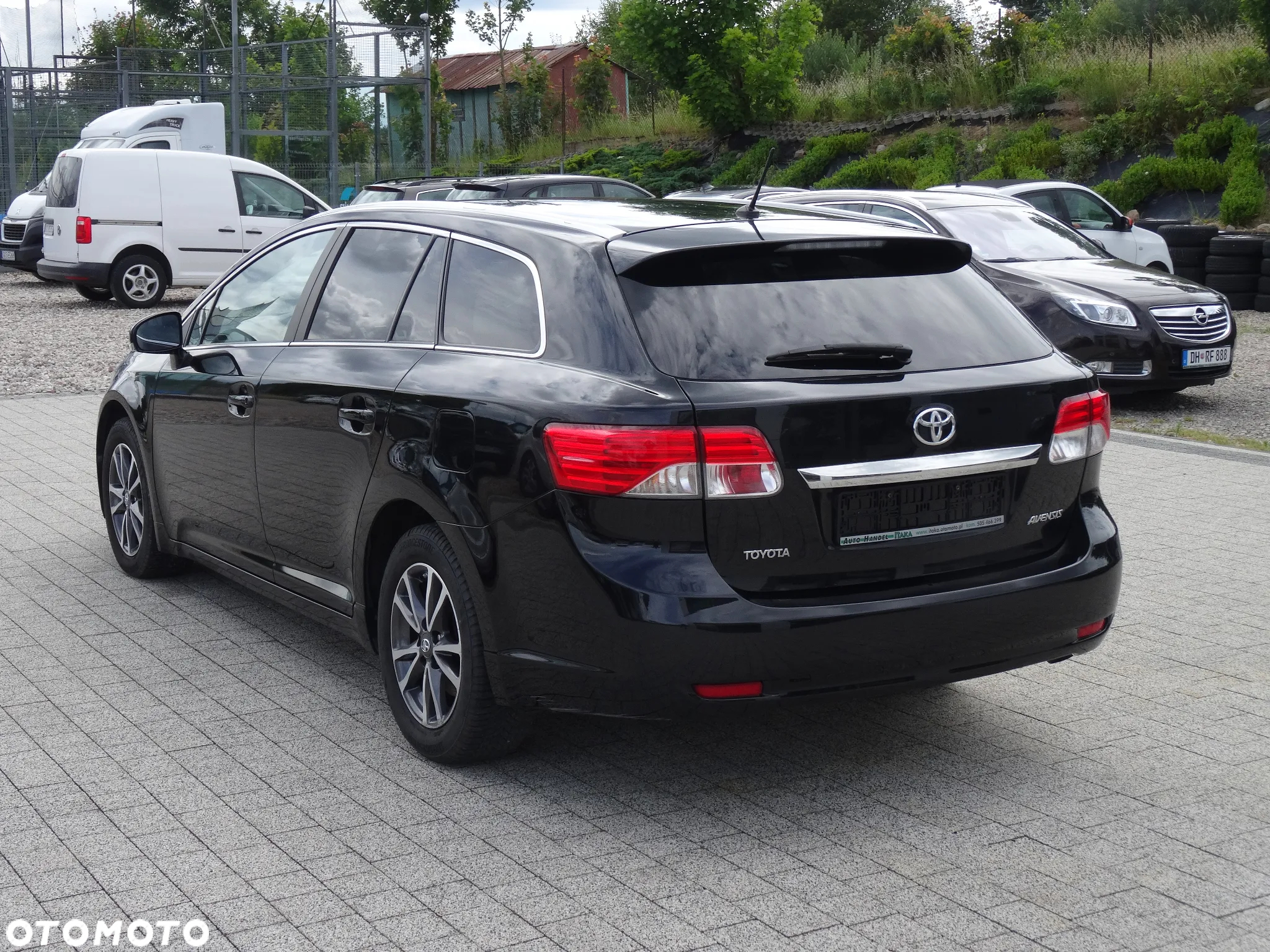 Toyota Avensis 2.0 D-4D Active - 10